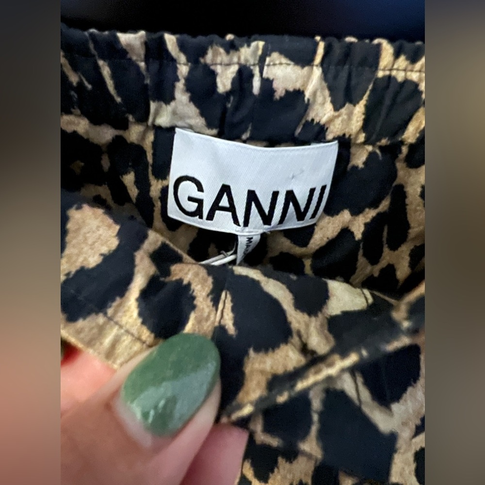NWT Ganni Leopard Print Puff Sleeve Top - Picture 2 of 4